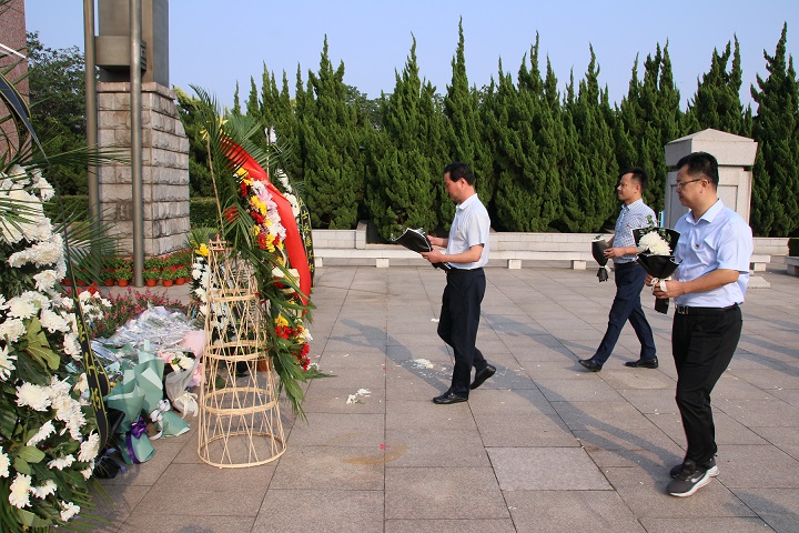2修改.jpg 2修改.jpg