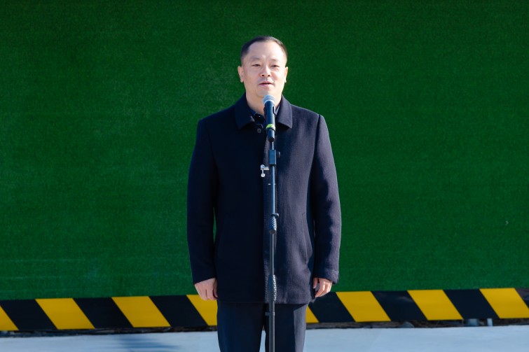 3-宣布开工.jpg 3-宣布开工.jpg